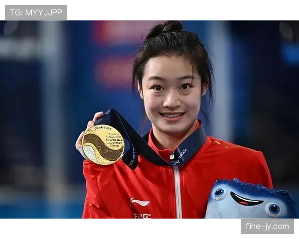 昌雅妮昨晚那件外套……看着就能买下一套小公寓，心里有点慌